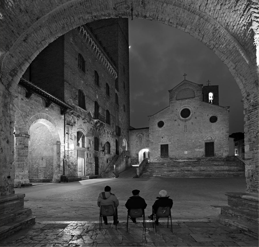 All'ombra della cattedrale