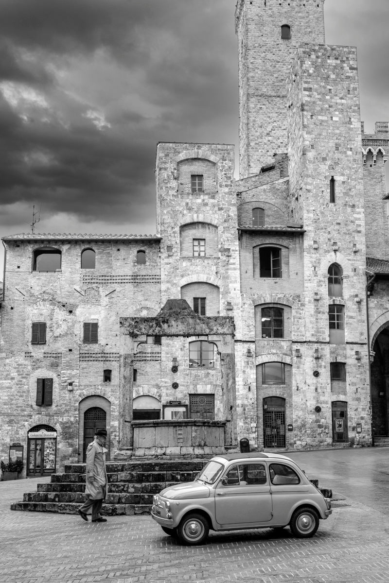 The Gentleman Stroll - Duccio Nacci