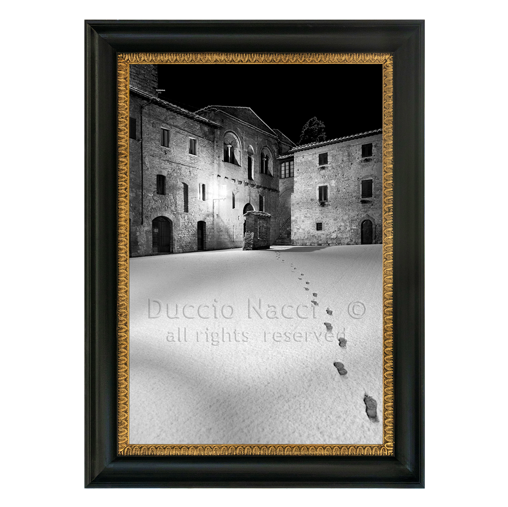 Steps in the Snow - Duccio Nacci