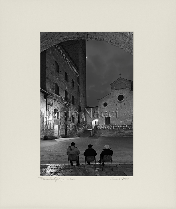 In the Cathedral's Shadow - Duccio Nacci