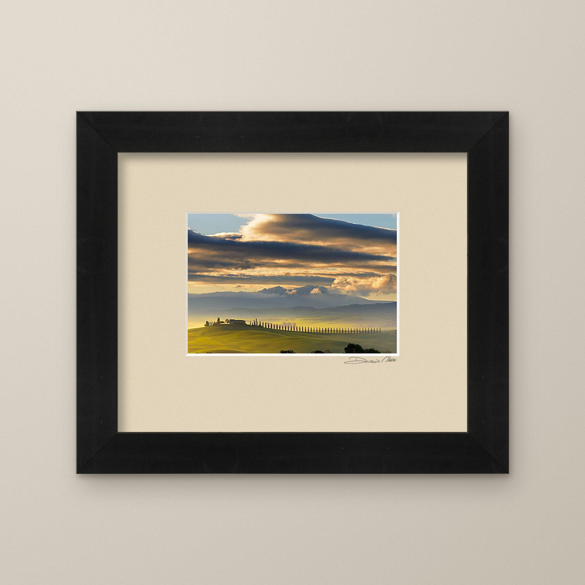 Dawn in Val d’Orcia – fine art print by Duccio Nacci, size S, with black frame and white mat