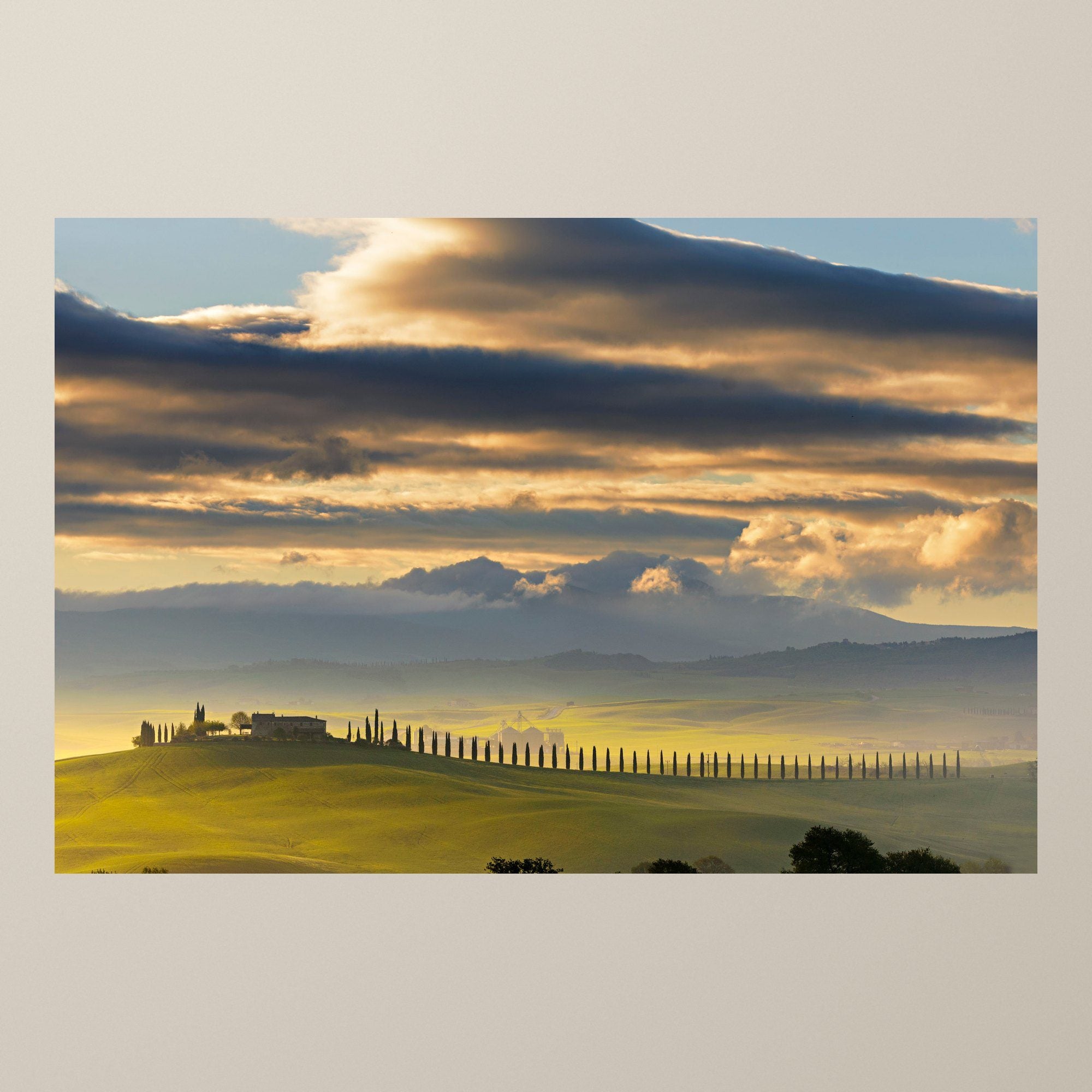Aube dans le Val d’Orcia