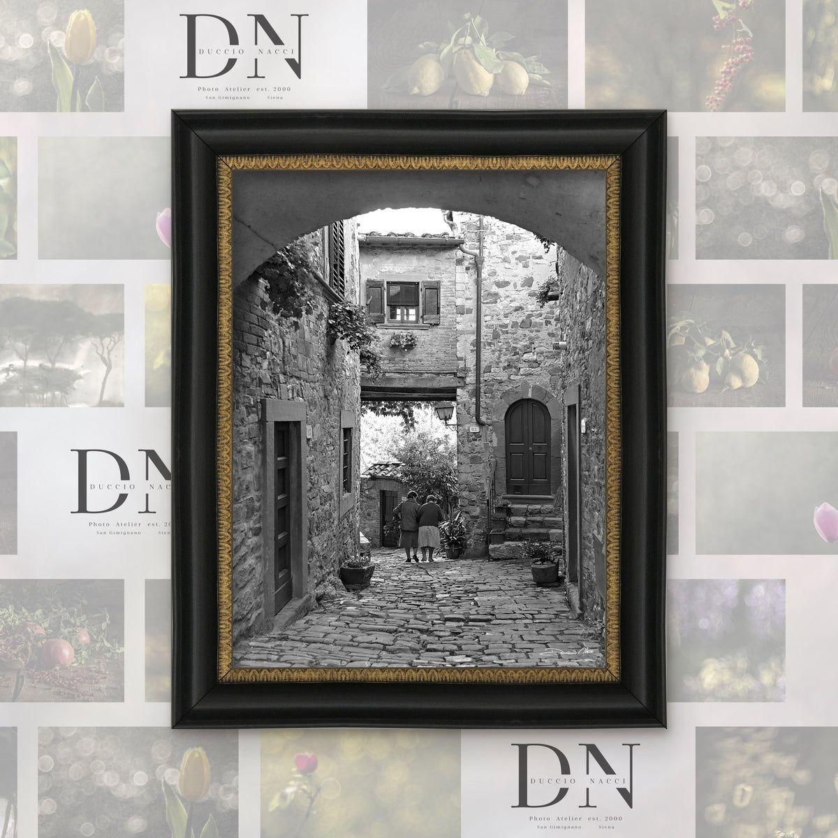 Amitié éternelle – tirage d'art de Duccio Nacci, format L/XL/XXL, avec cadre noir et or