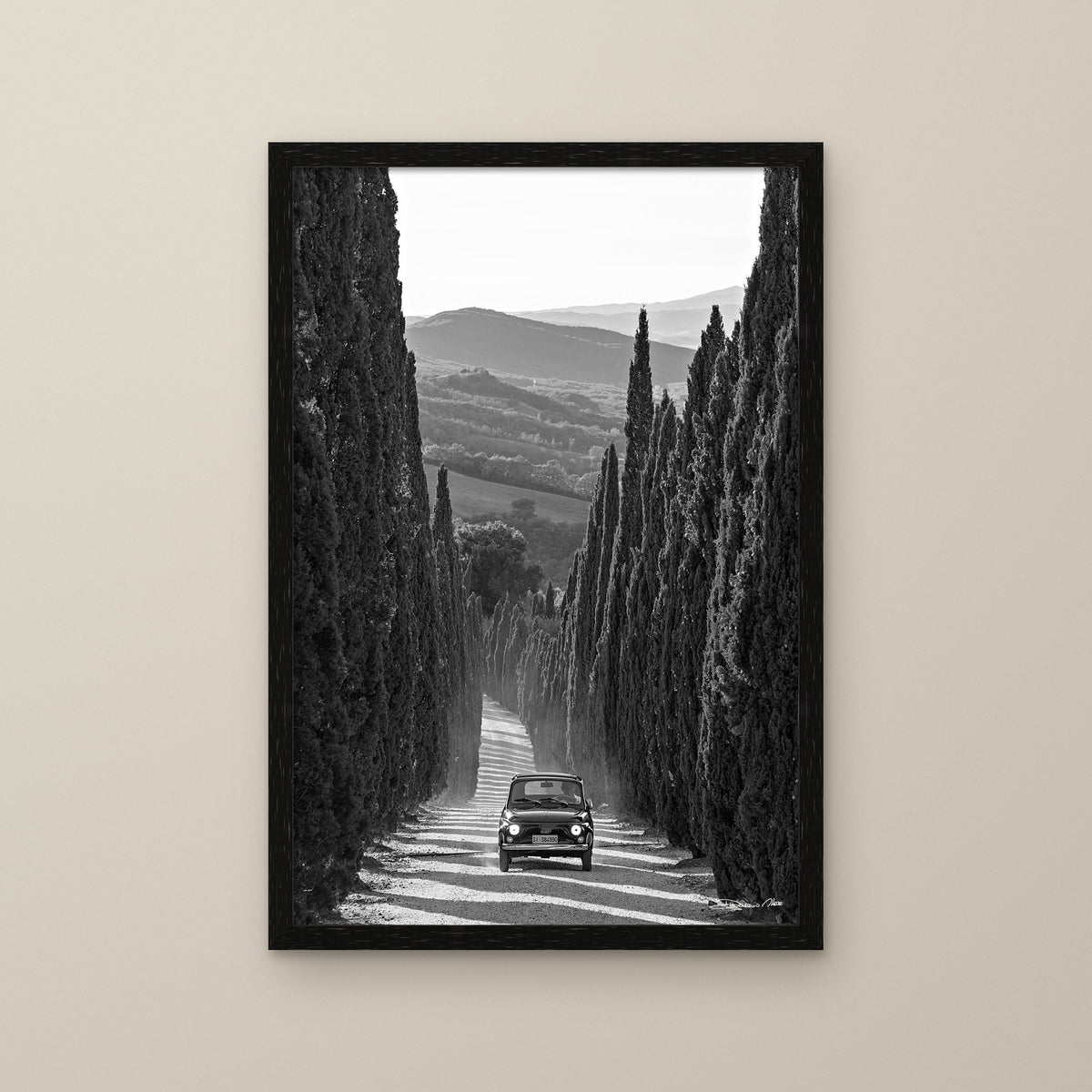 La Dolce Vita – fine art print by Duccio Nacci, size L/XL/XXL, with thin black frame