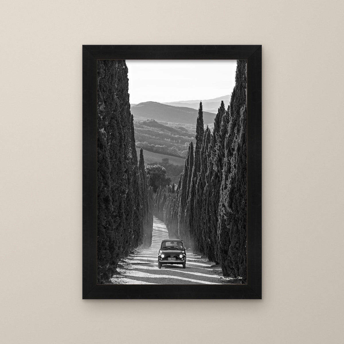 La Dolce Vita – fine art print by Duccio Nacci, size L/XL/XXL, with black frame