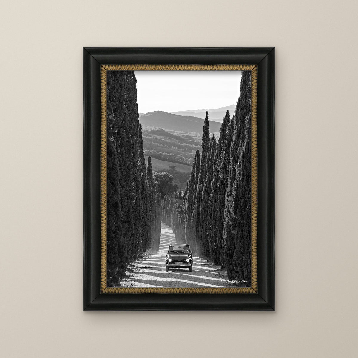 La Dolce Vita – fine art print by Duccio Nacci, size L/XL/XXL, with black and gold frame